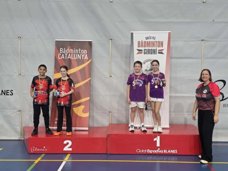 El Auria Bádminton Club se trae 8 medallas del Catalunya TOP TTR Blanes
