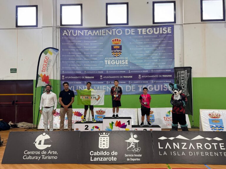 El Auria Bádminton Club logra 7 medallas en el TOP TTR Teguise