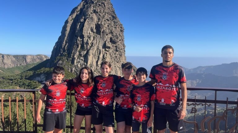 Seis jugadores del Auria Bádminton Club participan en el TOP TTR San Sebastián de La Gomera