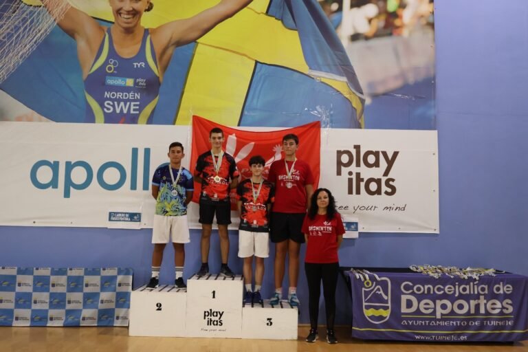 El Auria Bádminton Club conquista seis medallas en el TOP TTR Las Playitas