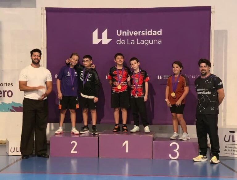 El Auria Bádminton Club conquista ocho medallas en el Máster y TOP TTR La Laguna